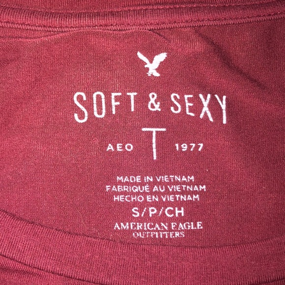 American Eagle T-Shirt - Picture 3 of 3